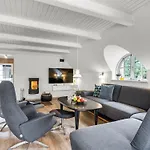 Dom wakacyjny Rasmina - 1-2km From The Sea By Interhome *