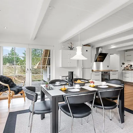 Rasmina - 1-2km From The Sea By Interhome