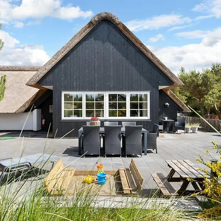 Vakantiehuis Rasmina - 1-2km From The Sea By Interhome