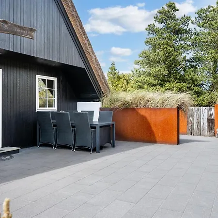 Vakantiehuis Rasmina - 1-2km From The Sea By Interhome